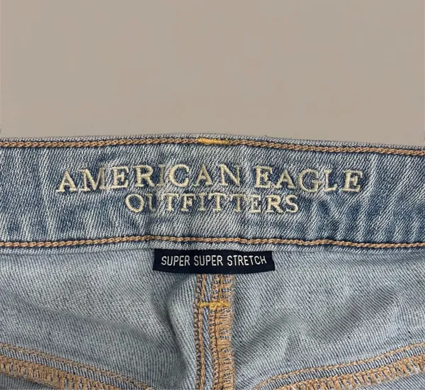 👖 American Eagle Outfitters Light Wash Super Stretch Jeggings - Image 3