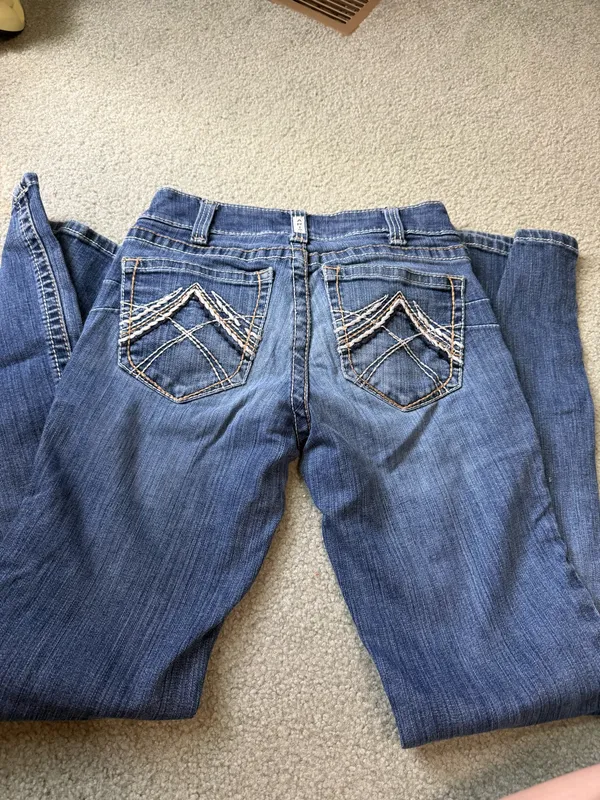 Women’s Ariat Jeans - Image 2