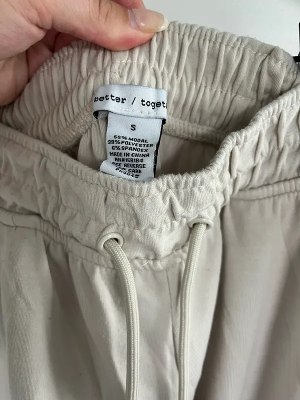 TJ Maxx Cargo Sweatpants - Image 3