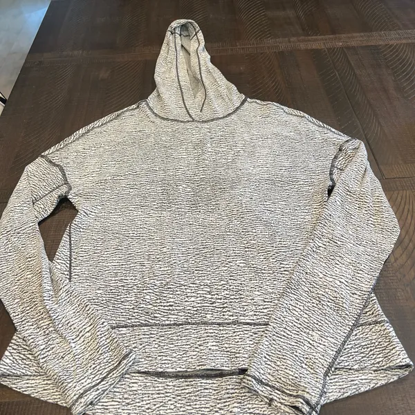 Lululemon Squad Goals Hoodie 4 women - Image 8
