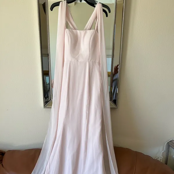 Gorgeous Azazie gown, soft pink, very elegant - Image 5