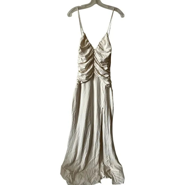 Oh Polly Elanora Deep V-neck Maxi Dress in Ivory Size M New - Image 4