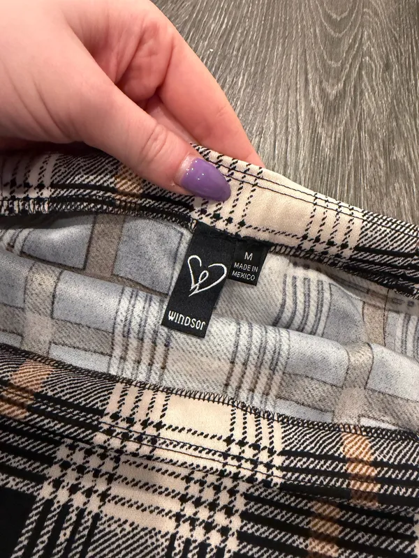 Windsor Plaid Skirt with Slit - Image 2