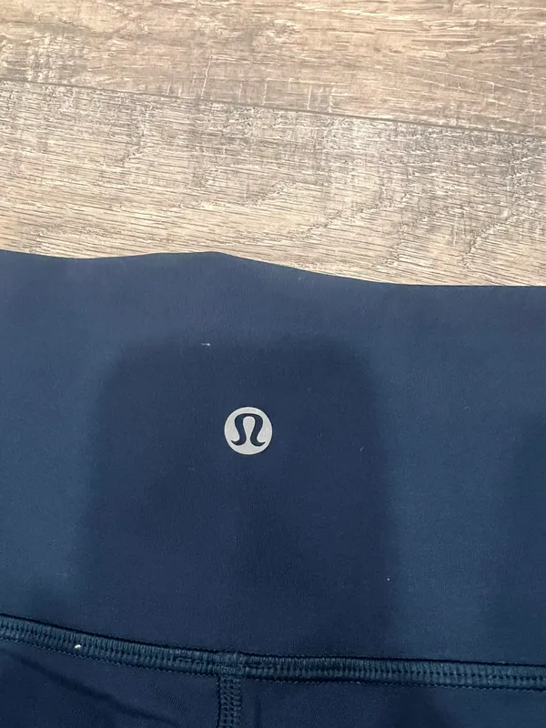 Lululemon NWOT navy wunder under leggings 28” - Image 5