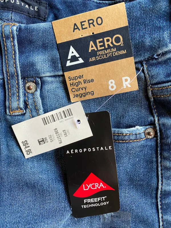 Aeropostale Jeans - Image 4