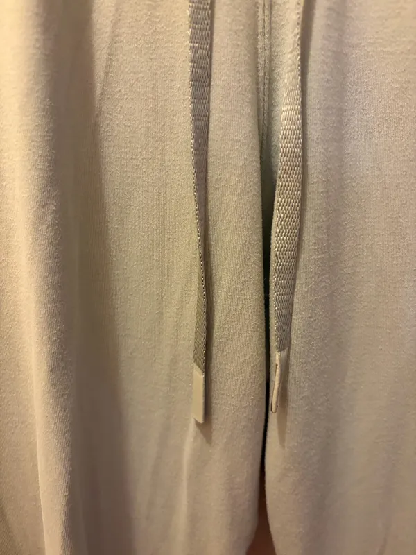 (16) Lululemon joggers  - Image 6