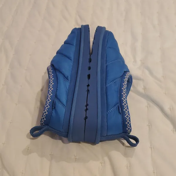 Ugg Women'S 8 Tasman Puffer Shearling Lined Slippers Royal Blue - Image 4