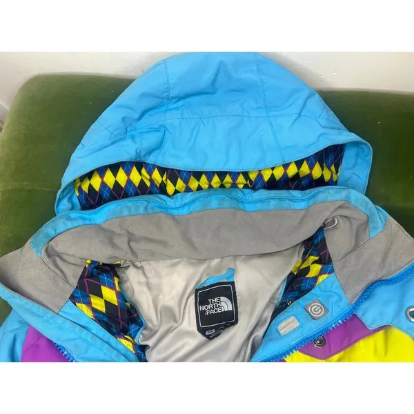 Rare vintage The North Face Jitterbug down jacket in bold blue, pink and yellow - Image 12