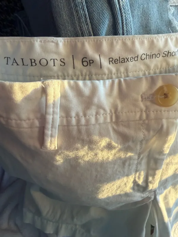 Talbot’s Relaxed Chino Shorts White Minimalist Capsule Costal Size 6P. - Image 4