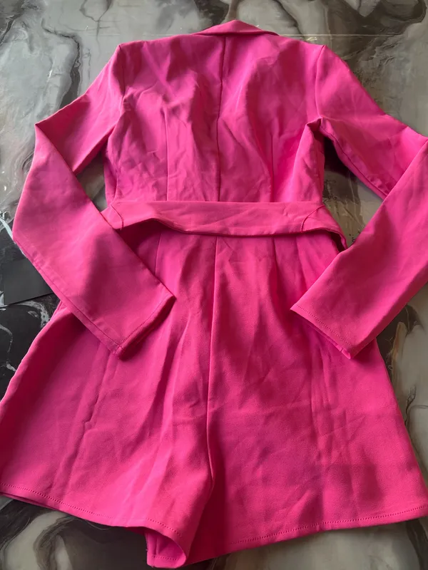 Lulus Romper Blazer Rosa Fucsia con Cinturón Talla XS Nuevo - Image 10