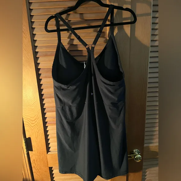 Old Navy active go dry cloud+ romper in black size 2x - Image 3