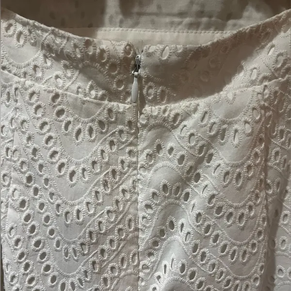 Express White Cotton Eyelet Open Tie Back Slit Sleeves Lined Romper Size‎ 4 - Image 14