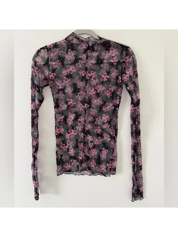 Free People Lady Lux Lace Feminine Layering Top Black & Pink Floral size small - Image 4