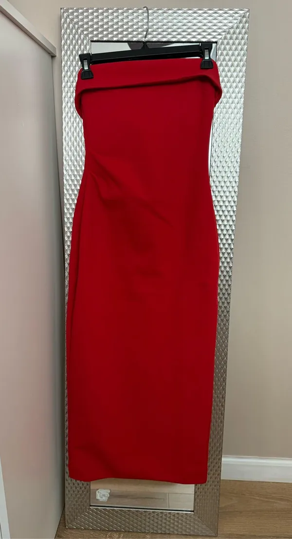 Aritzia dress in perfect condition  - Image 3
