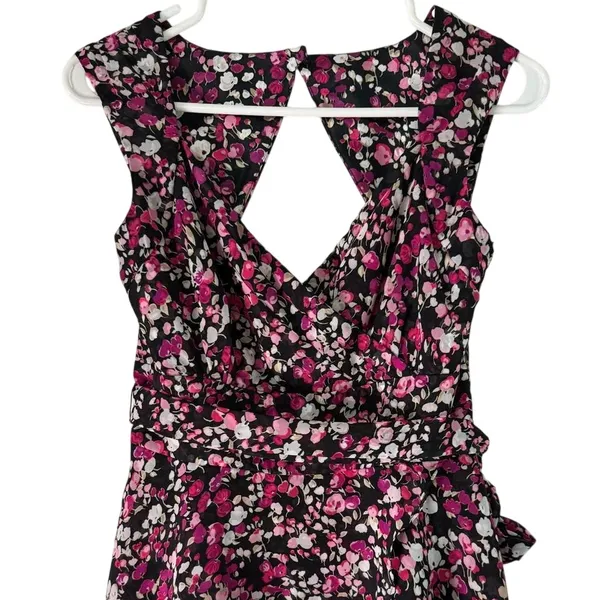 White House Black Market Pink Floral Tiered V Neck Cocktail Party Dress Size 6‎ - Image 4