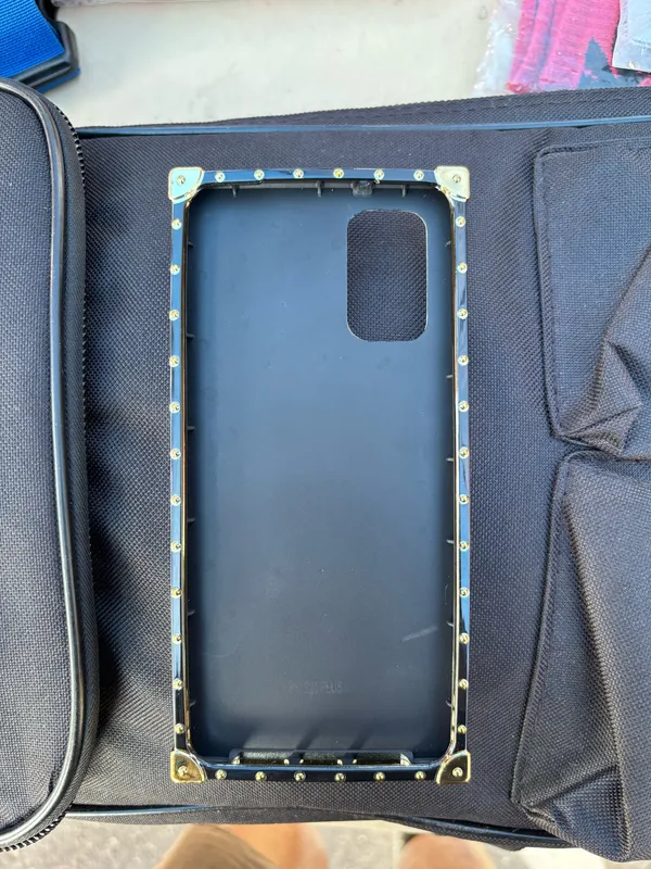 Samsung S20 plus glitter case✅✅🔥🔥 Multiple - Image 4