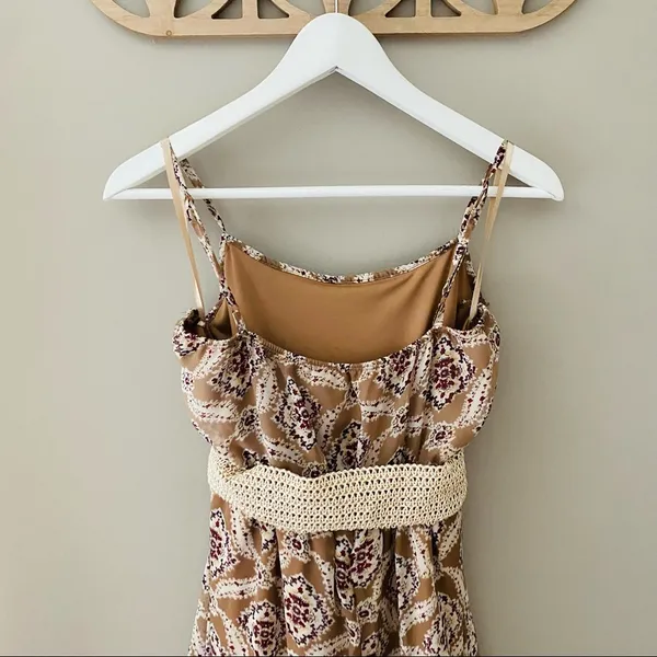 Vanity Floral Print Ruffle Dress Tan Sz Medium - Image 6
