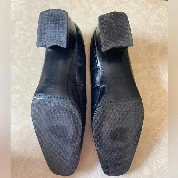 Etienne Aigner Astoria Square Toe Black Heels‎ size 6 - Image 3