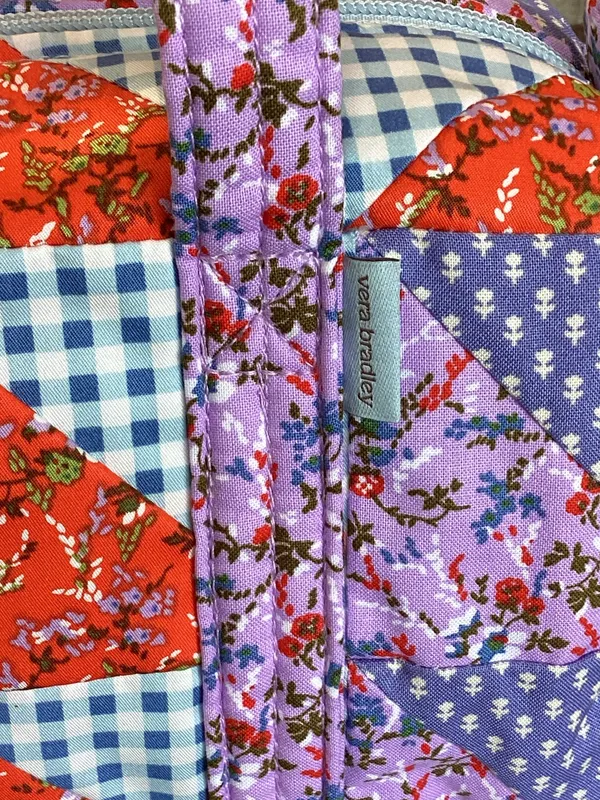 Vera Bradley Flying Geese Patchwork Original 100 Handbag - Image 3