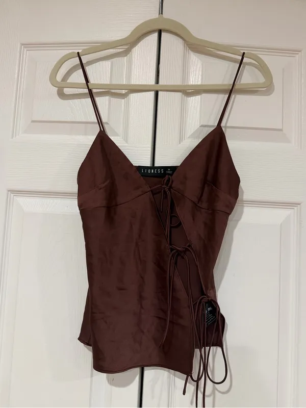 Lioness Mariah Cami in Garnet - Image 5