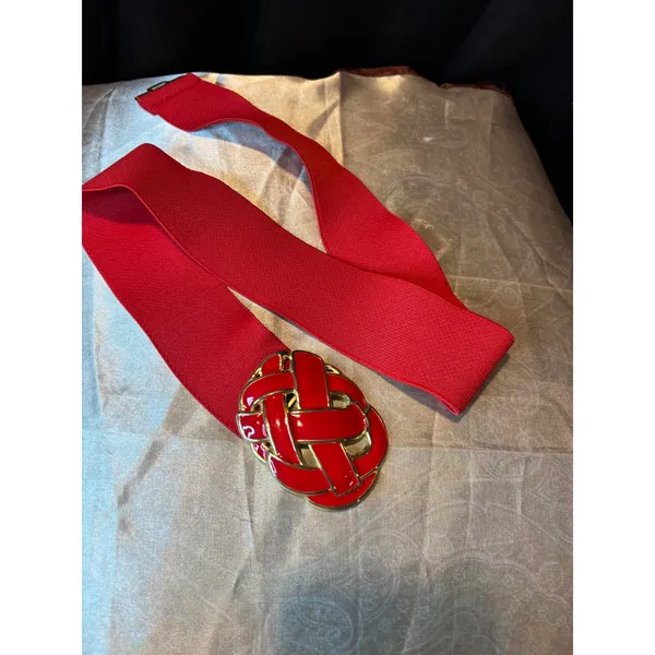 Vintage Day-Lor Red Elastic Cinch Belt Gold Enamel Woven Knot Buckle Made in USA - Image 6