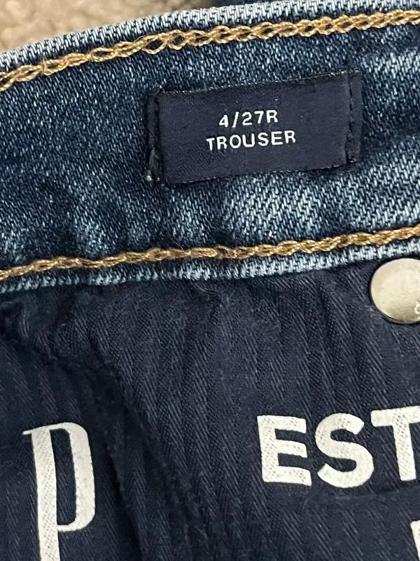 Gap Jeans - Image 3