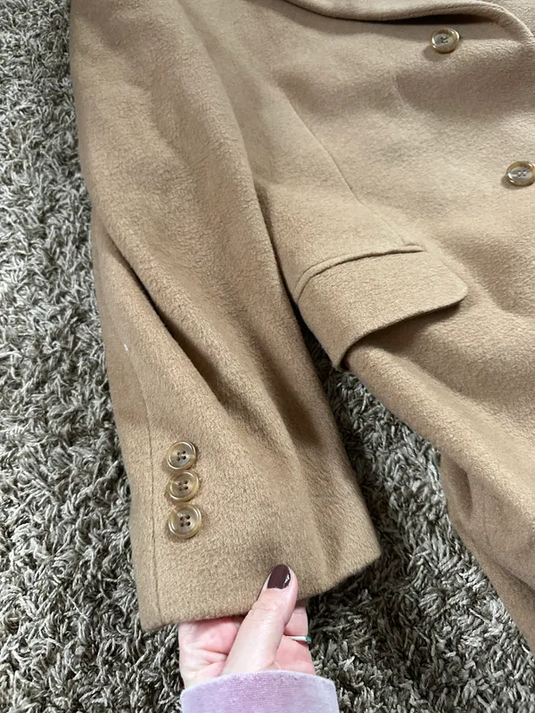Finchley Fifth Avenue Wool / Cashmere Coat - Image 4