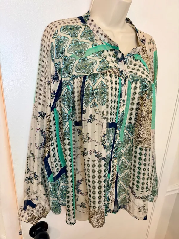 ee:Some Poet Balloon Sleeve Mixed Print Button Down Blouse Size L Paisley - Image 3