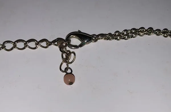 Banana Republic Antiqued Gold Tone Double Strand Necklace. - Image 3