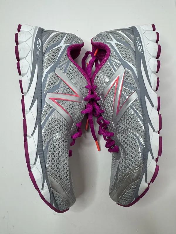 New Balance 3190 Women's Running Shoes Size - Image 6