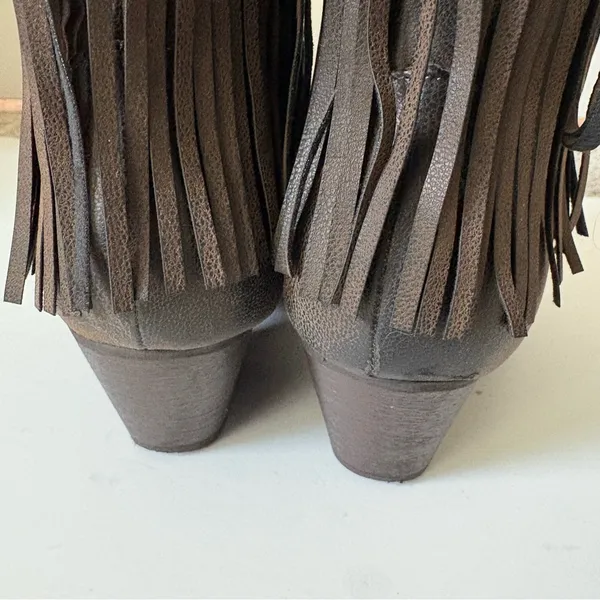 Pierre Dumas Brown Fringe Heeled Boots - Image 5