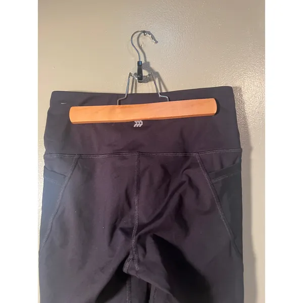 All In Motion Women's Sz Small Bike Shorts Black Mesh Hem Side Pockets High Rise - Image 7