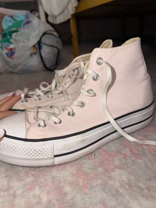 Pink High-Top Converse Sneakers Chuck Taylor Women’s 9 - Image 3