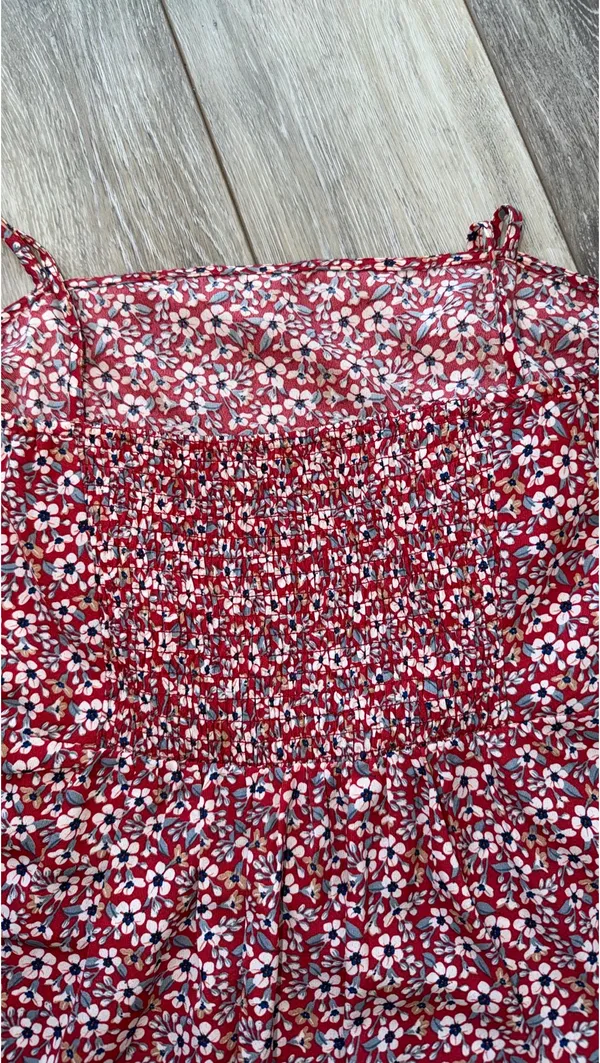 SheIn Short flowy red floral summer dress - Image 3