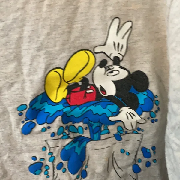 FINAL MARKDOWN Mickey unlimited short sleeved tee small - Image 3
