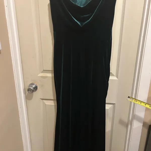 Revelry dark green sleeveless v neckline maxi dress, formal gown-Size 10 - Image 2