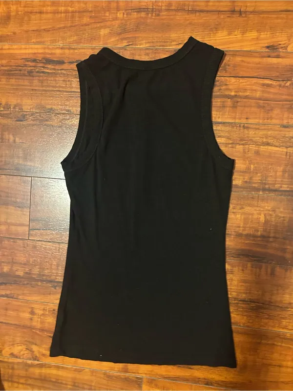 Source Unknown Black Sleeveless Henley Ribbed Tank Top - Image 2