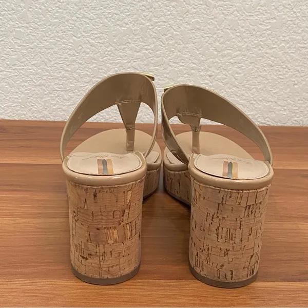 SAM EDELMAN Yardlie Almond Tan Patent Cork Wedge Platform Sandals Size 6 - Image 4