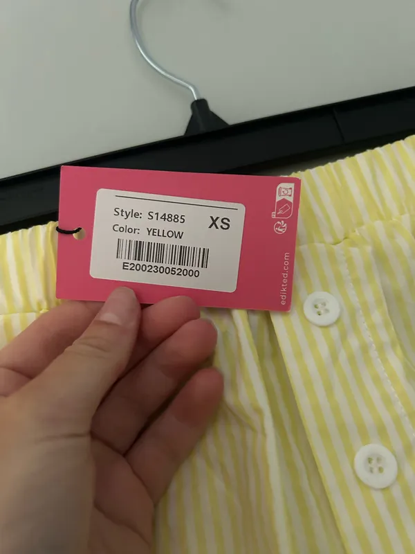 Edikted Yellow Shorts XS - Image 3
