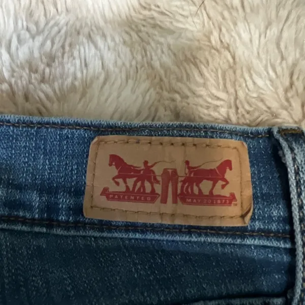 Levi's Skinny Jeans - Image 5