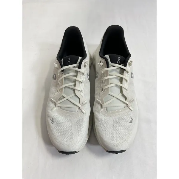 On Cloudtilt Low Top White Polyester Sneakers Size 9 *FIRM ON PRICE. - Image 4