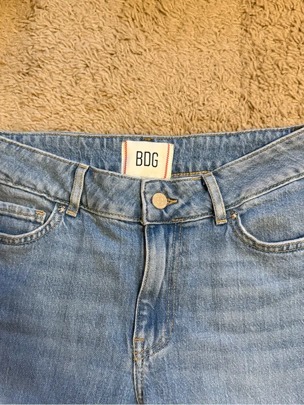 BDG Light Blue High-Rise Straight Jeans - Image 3