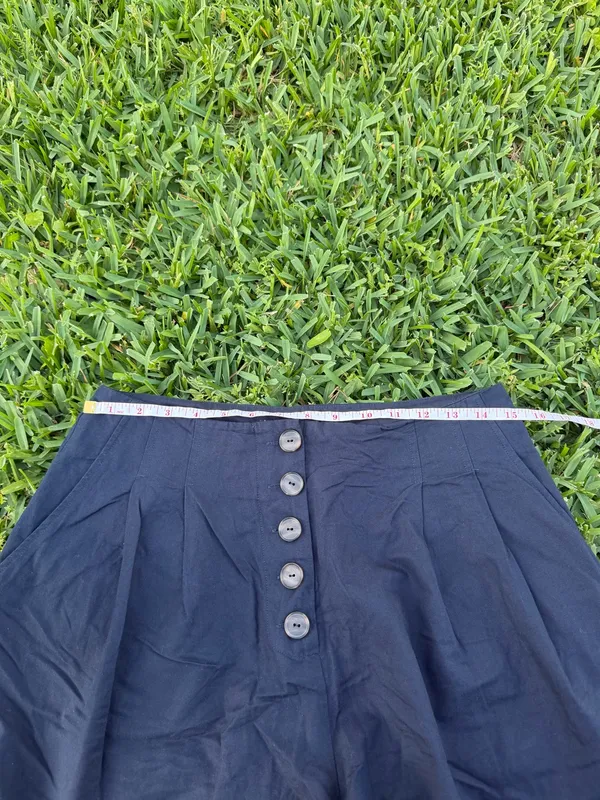 Gianni Bini Navy Blue High Rise Pleated Flowy Shorts Size 8 - Image 3