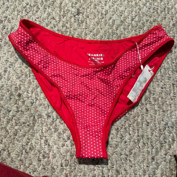 NWT Frankie’s Bikinis Catalina Dove Bottom Bikini Bottoms Polka Dot Red- Size XL - Image 4