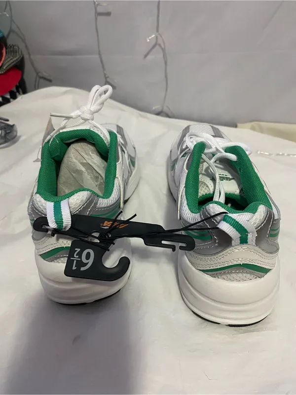 Avia Kids White and Green Athletic Sneakers with Leather Accents - Image 2