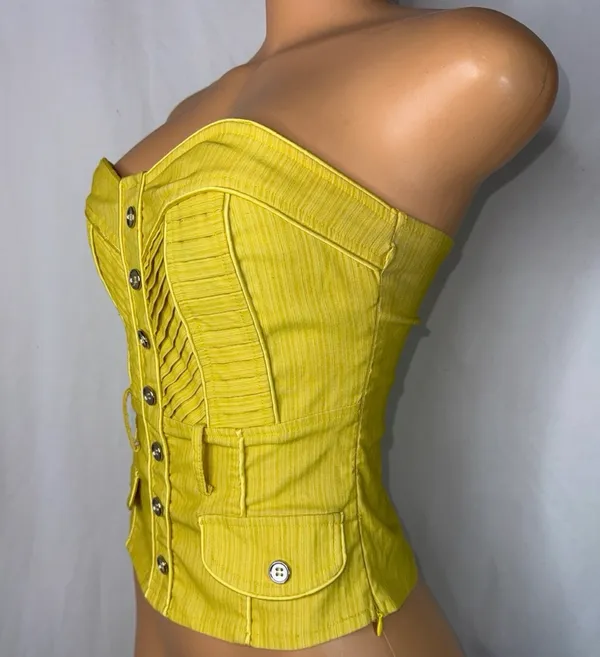 Sleeveless button up top Yellow - Image 4