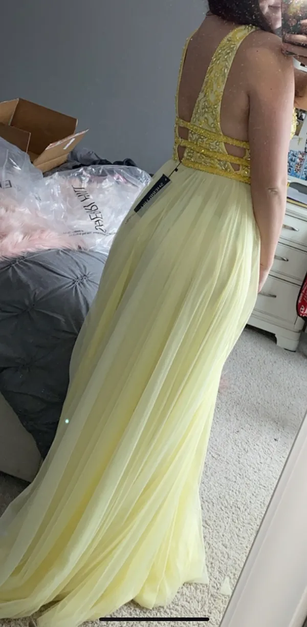 Sherri Hill Prom Dress - Image 2