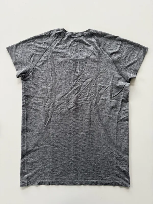 lululemon Swiftly Tech Short Sleeve Shirt 2.0 Gray Size 12 - Image 7