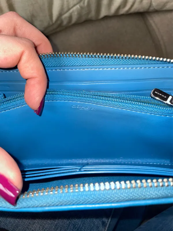 Blue Coach Wallet - Image 6