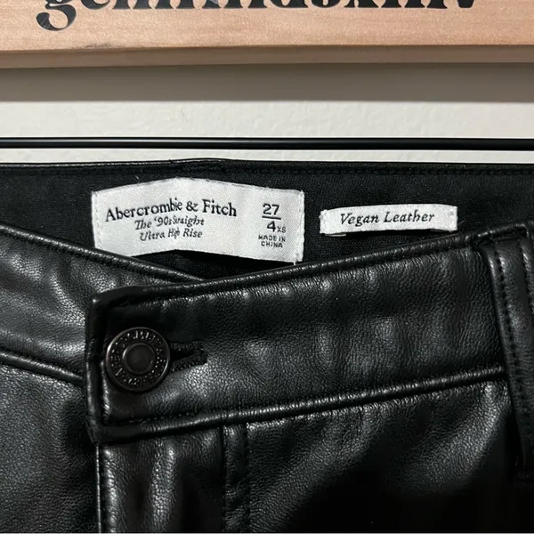 Abercrombie Criss Cross Waistband Vegan Leather 90s High Rise 27 XS - Image 3